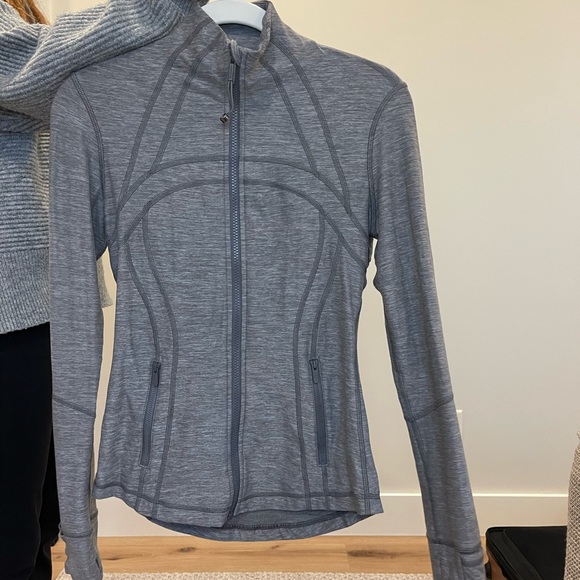 Grey Lululemon define jacket - Picture 2 of 2